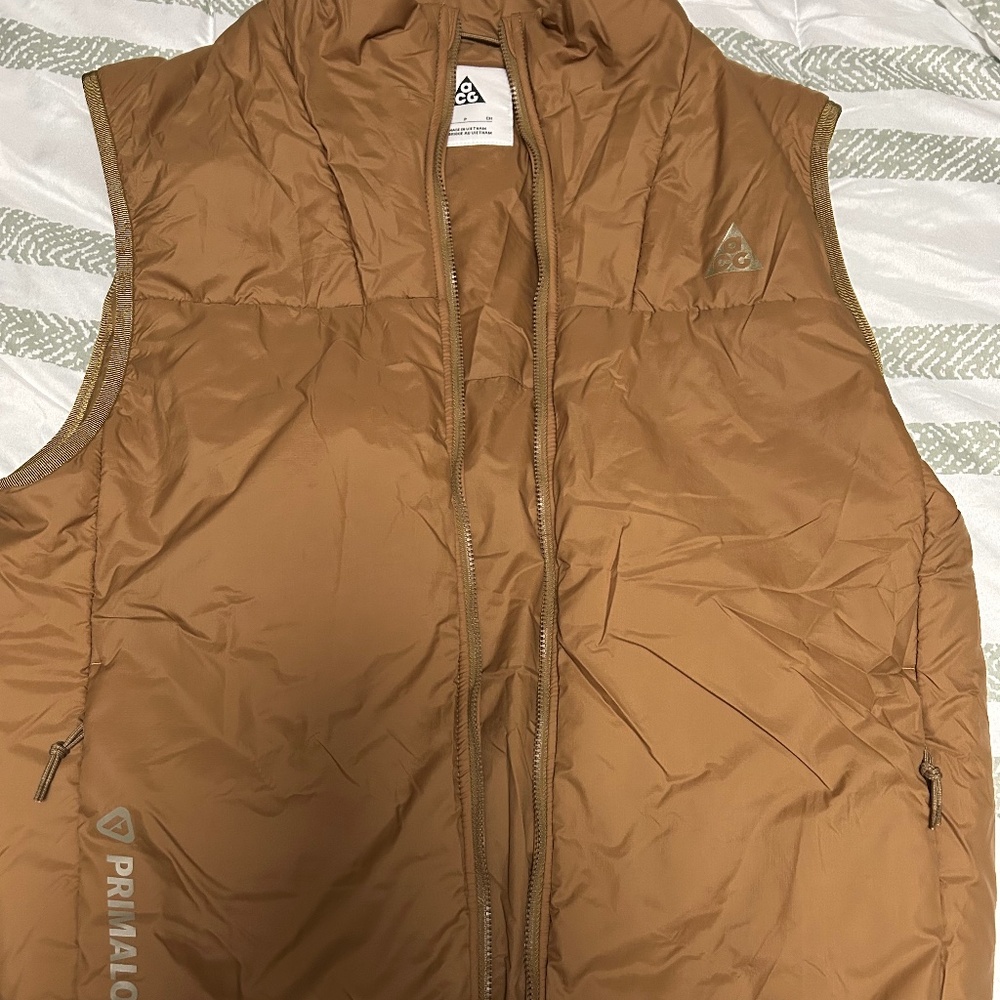 Nike ACG primaloft vest